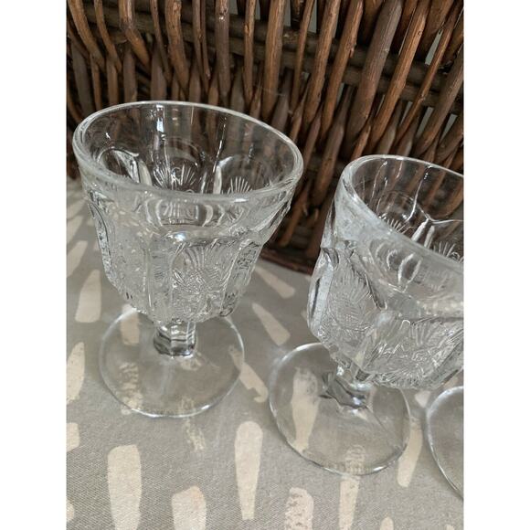 Antique Higbee cordial glasses stemmed EAPG thistle pattern set of 4 - Picture 11 of 12